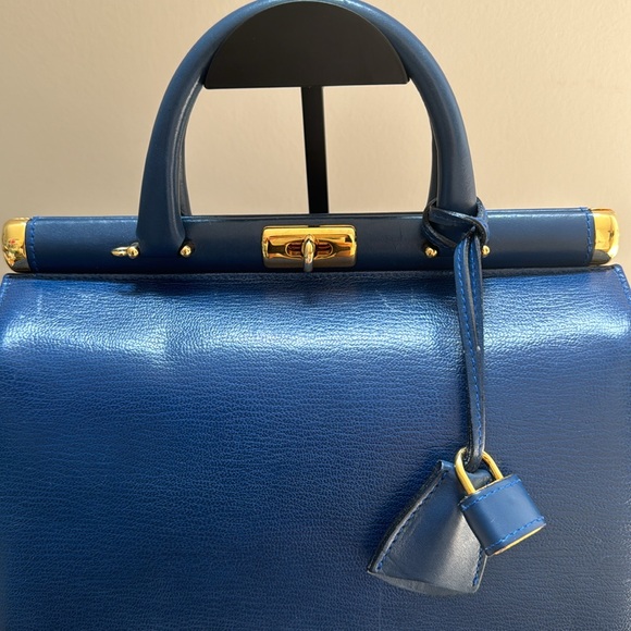 Revillon blue saffiano satchel leather bag made in Italy. Comes w/strap. - Picture 3 of 13